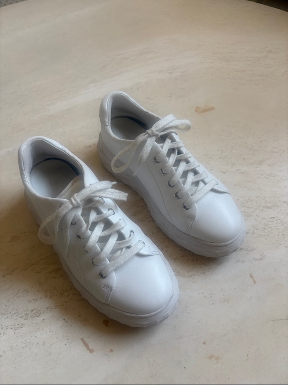 Jimmy Choo White Leather Low-Top Sneakers. Diamond light maxi 36.5